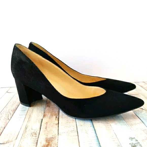 Marc Fisher Shoes - 💕 Marc Fisher black leather suede med heel shoes